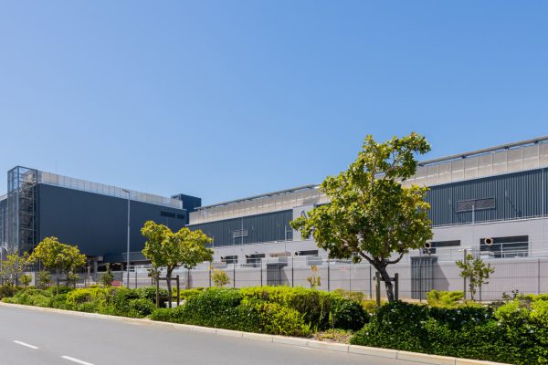 teraco-ct2-data-centre---exterior-